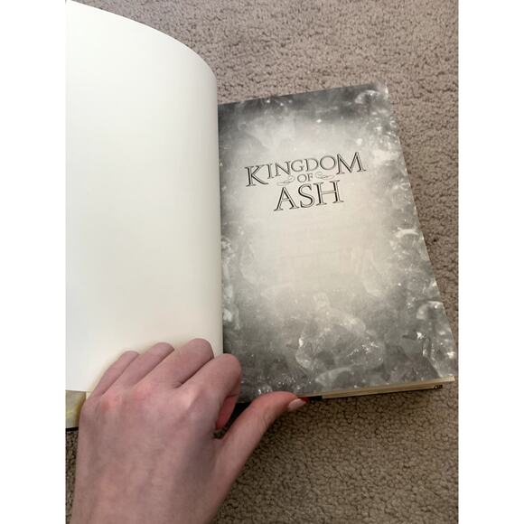 Sarah J Maas Kingdom of Ash Throne of Glass 1st Edition Hardcover OOP - Picture 12 of 13
